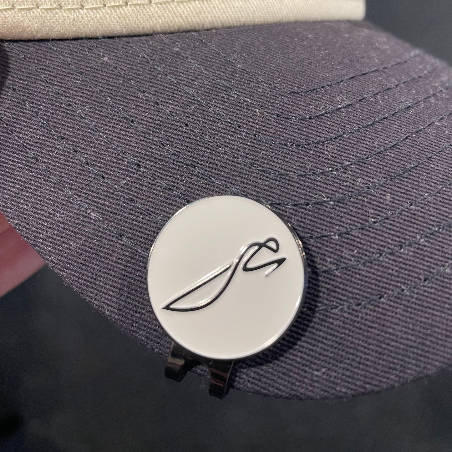 Mantis Ball Marker with Magnetic Hat Clip
